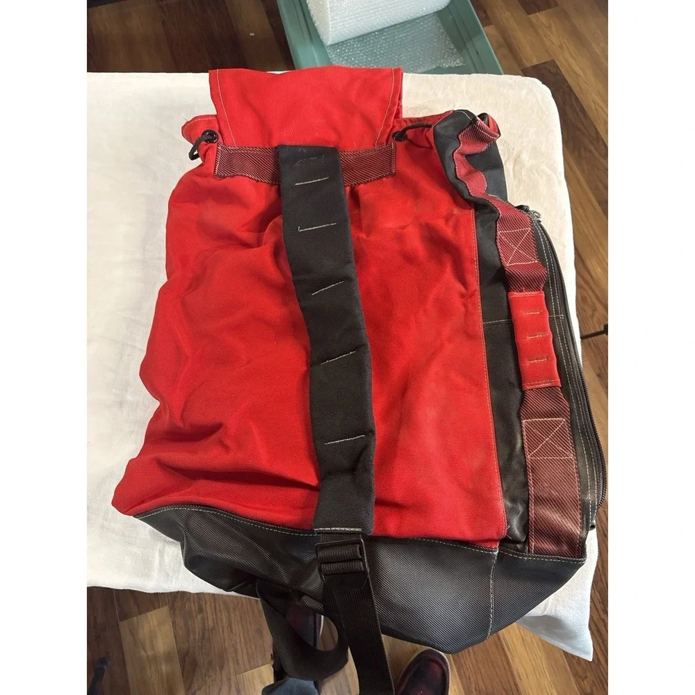 Vintage Marlboro Unlimited‎ Large Red Duffel Travel Hiking Shoulder Bag Backpack
